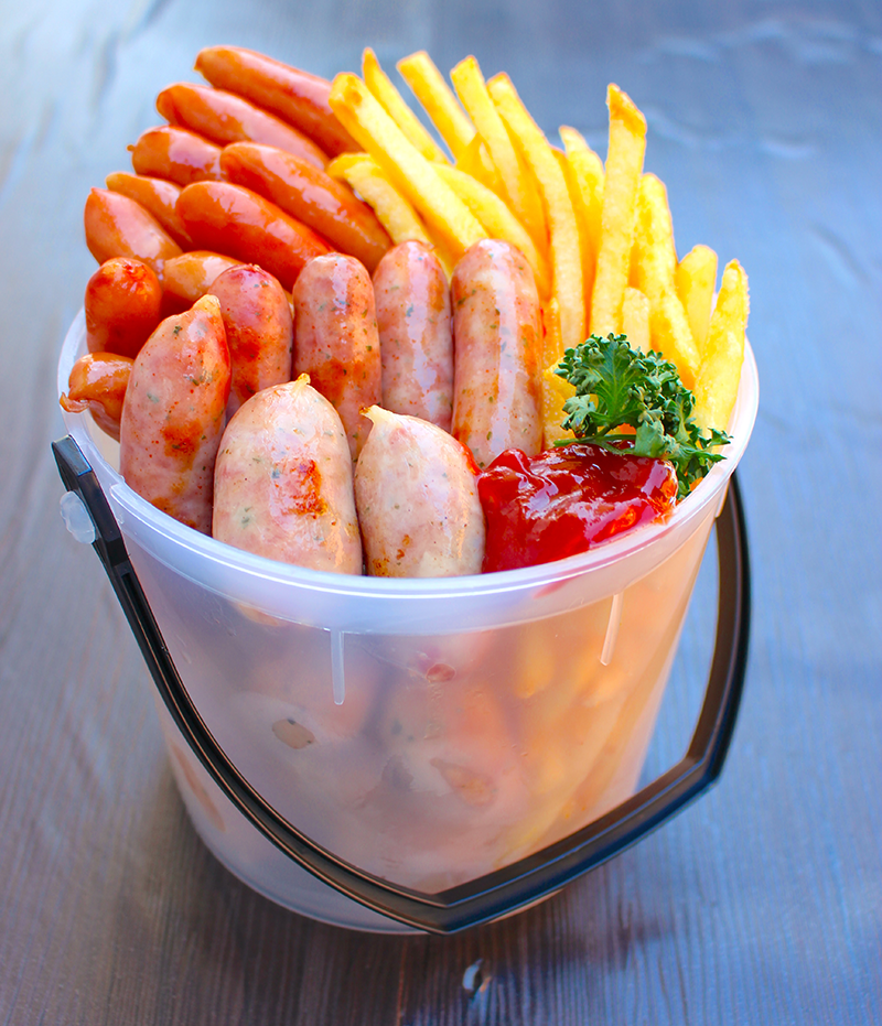 特盛！バケツソーセージ