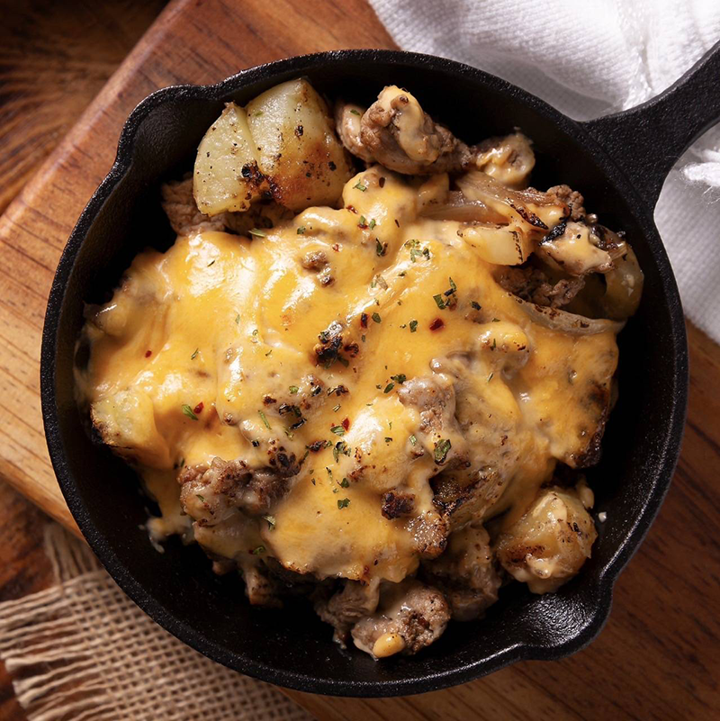 カットステーキ　チーズがけ