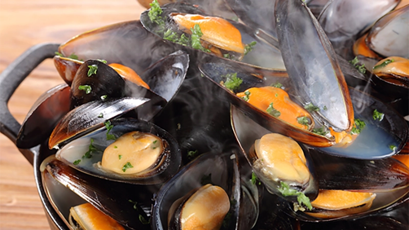 ムール貝</br>（ガリバタ/旨辛/クリーム煮）