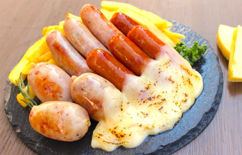 炙りチーズソーセージ１０本盛り